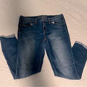 Universal Thread jeans